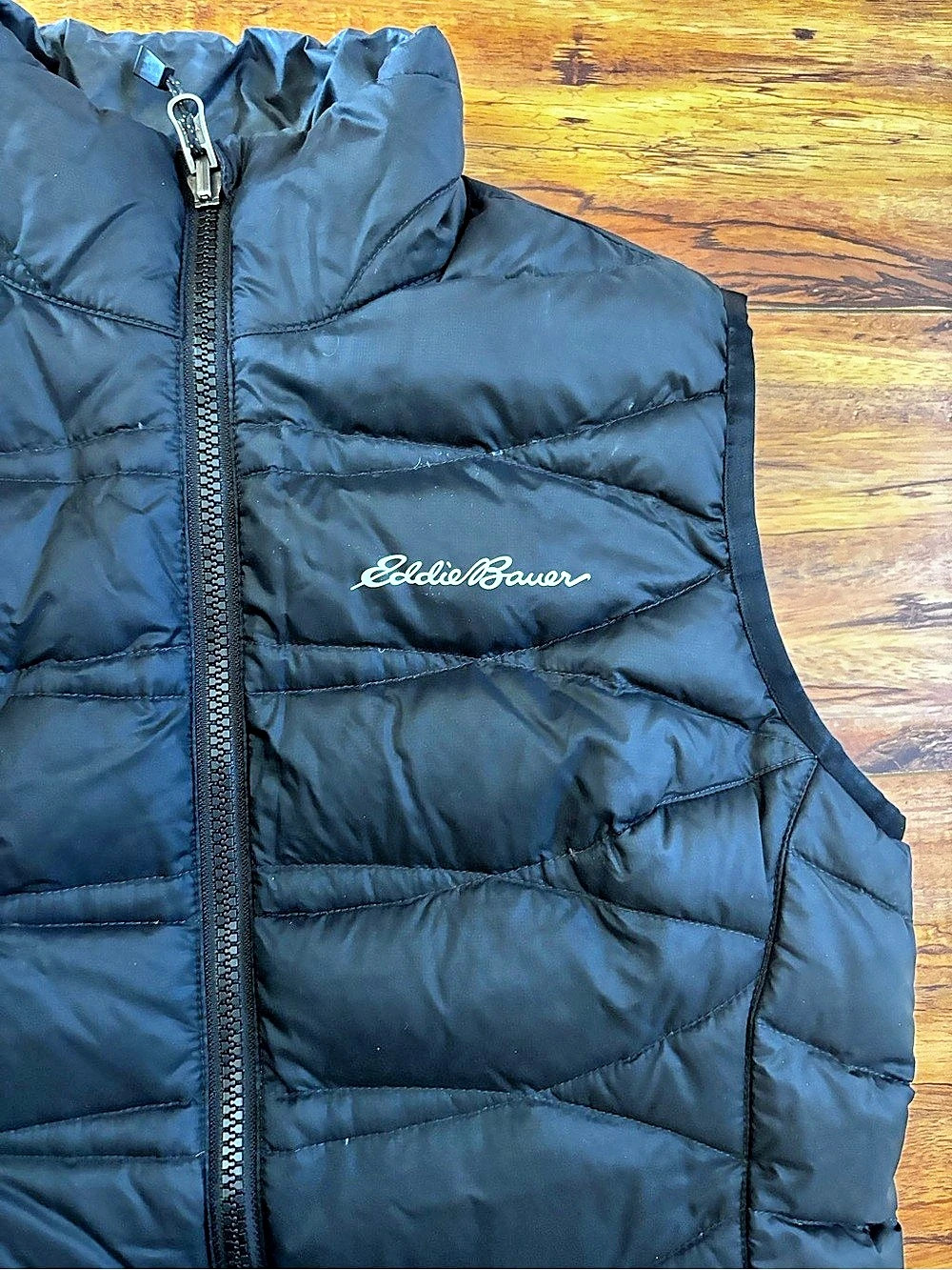 Eddie Bauer Women's Down Vest Black XS - Picture 4 of 6